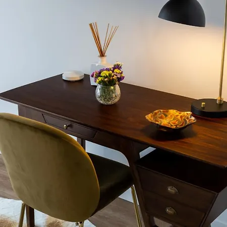 Appartement Stupendo-three Rooms-suite With Terrace -center -air Conditioning *